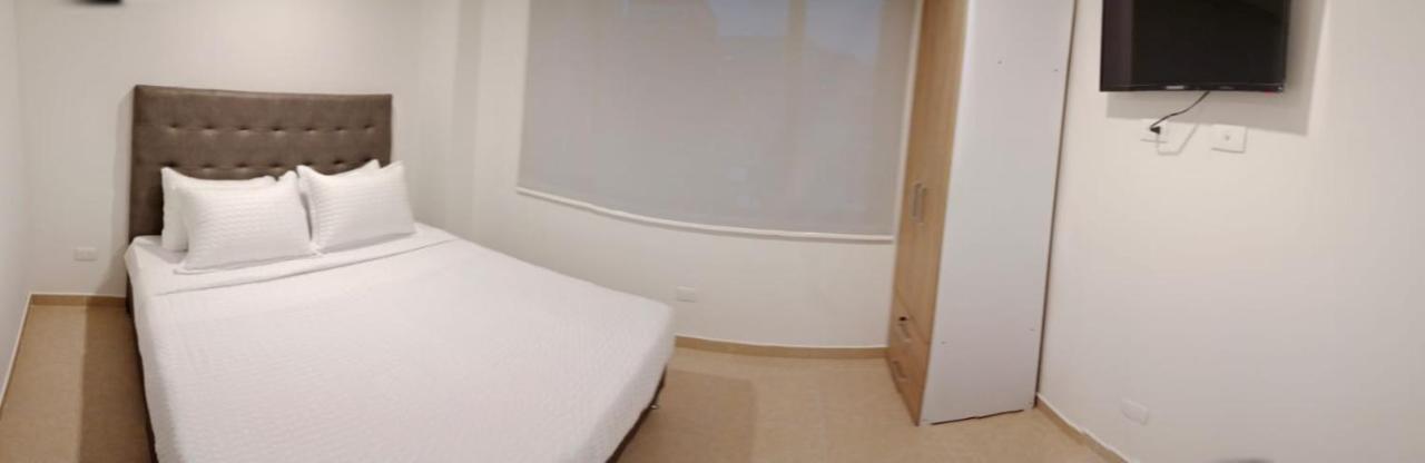 Aparta Suite Plaza Premium Bogota Exterior photo