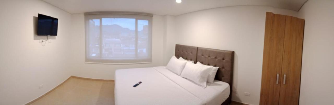 Aparta Suite Plaza Premium Bogota Exterior photo